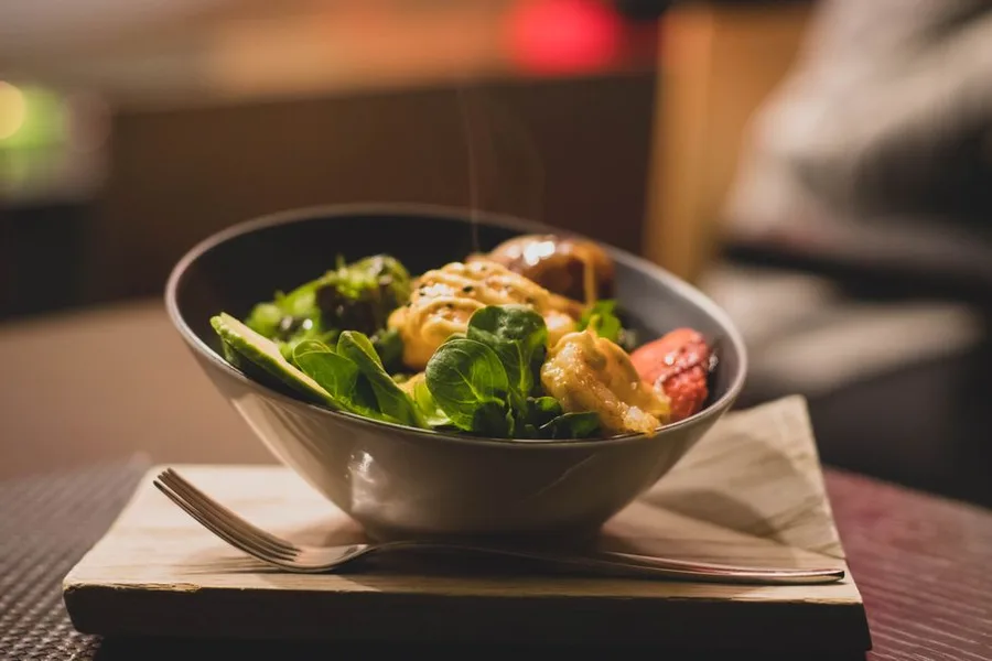 AIP Diet Explained: Foods, Phases, and Who It Helps